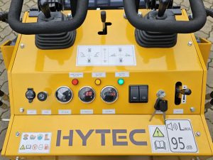 HYTEC FM-H380W Mini Kompaktlader – Bild 11