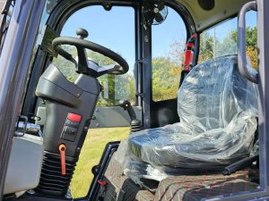 HYTEC FM35 Hoflader (Kabine) – Bild 13