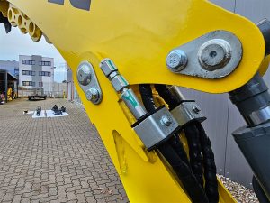 HYTEC F800 Minibagger – Bild 7