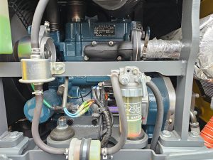 HYTEC F1300 PRO Kabine inkl. Schaufelpaket – Bild 12