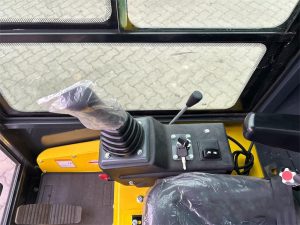 HYTEC F1600 Minibagger – Bild 11