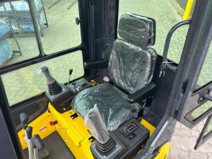 HYTEC F1600 Minibagger – Bild 7