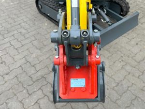 HYTEC F1600 Minibagger – Bild 8
