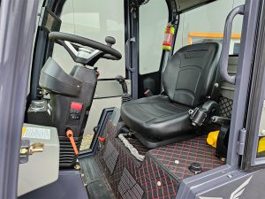 HYTEC FM25T Teleskoplader – Bild 7